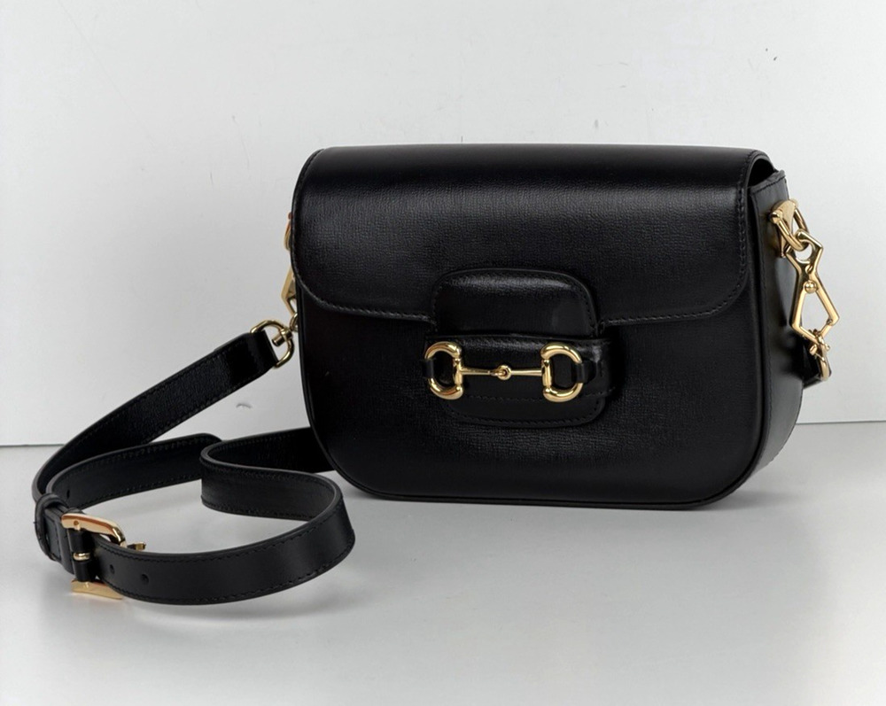 Gucci Horsebit 1955 Shoulder Bag in Black Leather Gold HW E-8